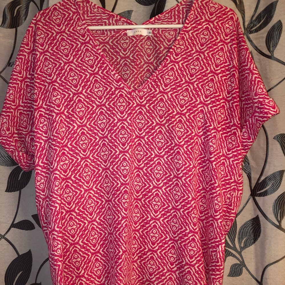 Light weight pink top